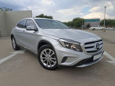 Mercedes B.
