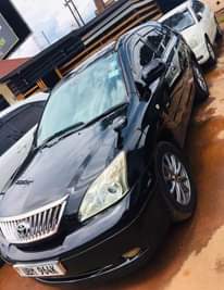 A picture of Toyota harrier