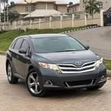 A picture of 2010 Toyota Venza Yes