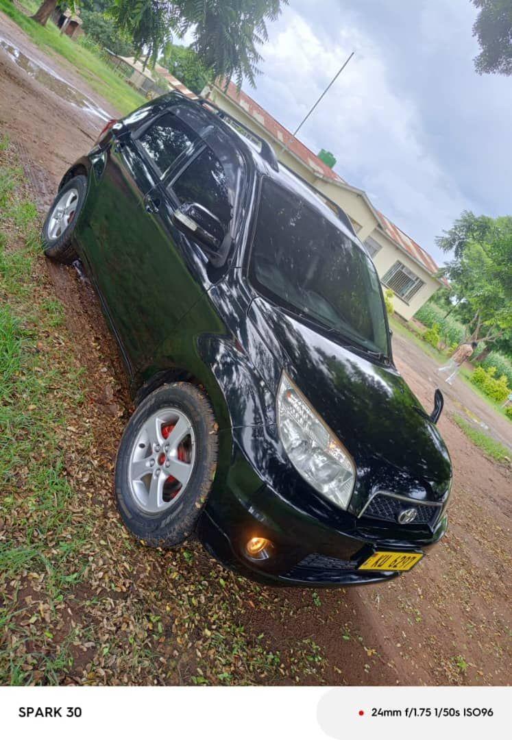 A picture of TOYOTA RUSH