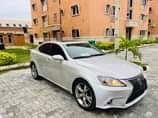 A picture of KINZZYAUTO S 08109018982 3 900 000 Refer and earn