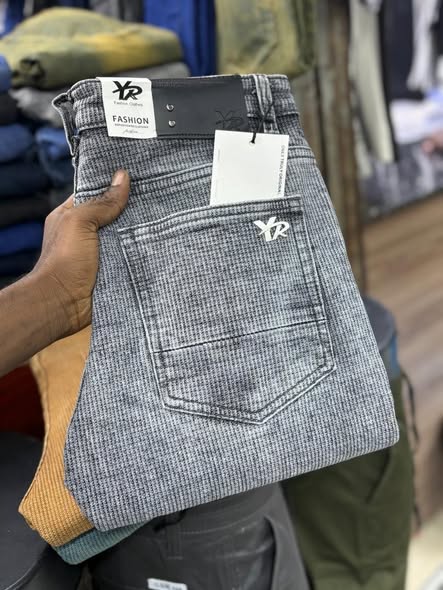 A picture of Jeans Kali bei za chimbo