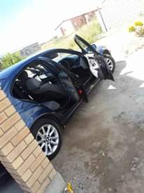 classifieds/cars bmw
