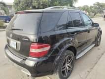A picture of Nigeria neatly used benz ML 350 2006 model