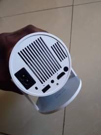 A picture of Smart Projector 4k supports mpyaa