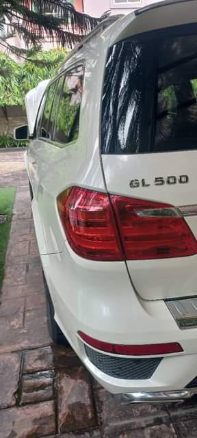 A picture of Mercedes GL 500 2015 Enjoy yourself 27m Agent commission 5