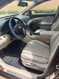A picture of Few months used 2010 Toyota Venza V6 Panoramic Roof Push