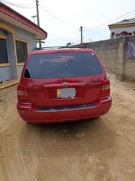 A picture of Toyota Highlander 05 Everything working perfectly okay Buy and drive