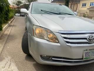A picture of 2008 Toyota Avalon