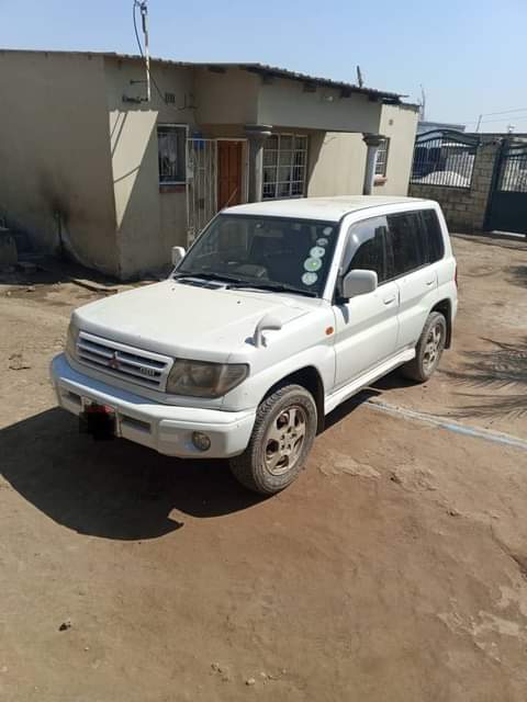 used mitsubishi pajero