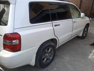 A picture of Toyota highlander 2005