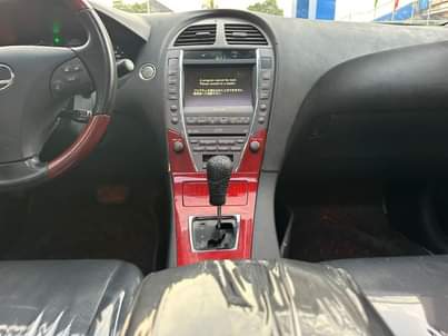 A picture of Lexus ES 350 2009 model Registered First body paint Highest