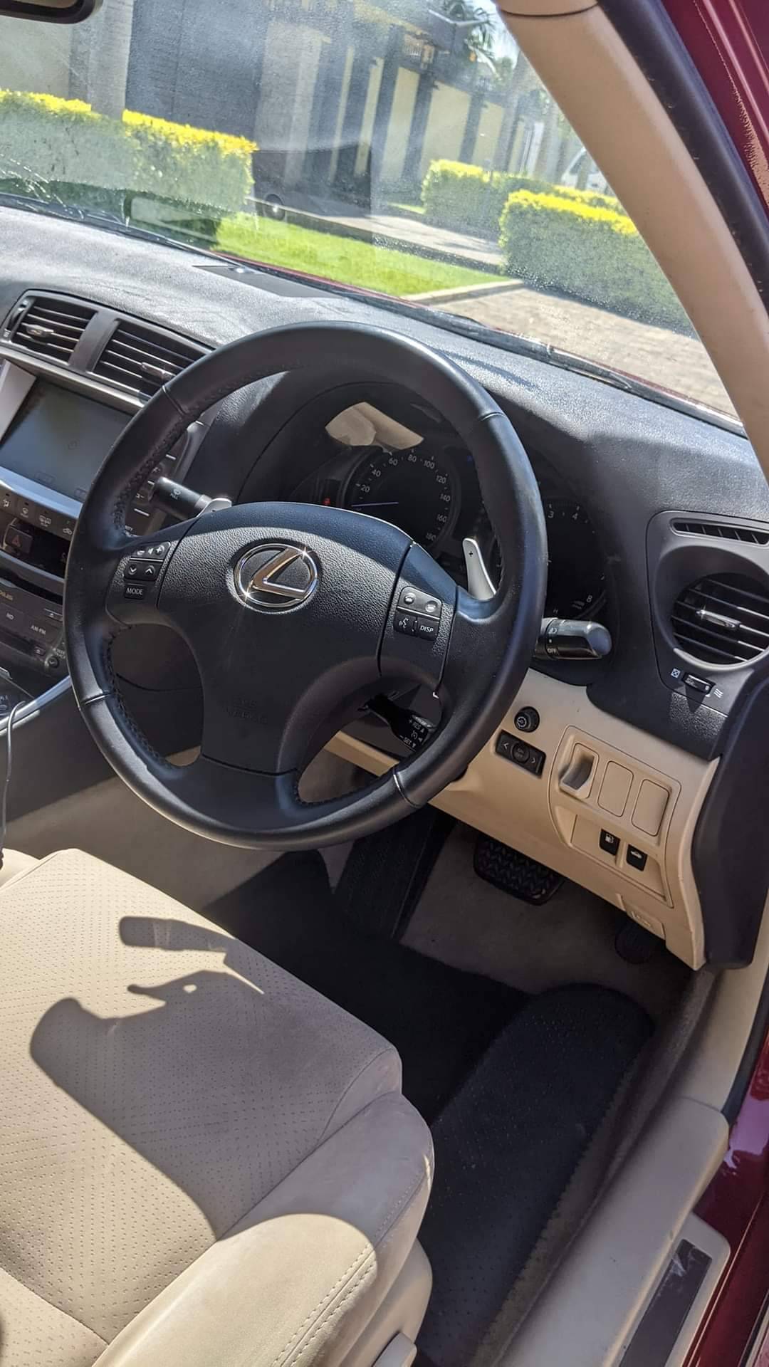 lexus