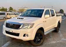 used toyota hilux