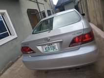 A picture of Highest grade Lexus Es 330 2005 2006 model First body