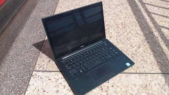 A picture of Dell latitude 7280 i7 7th Gen Touchscreen