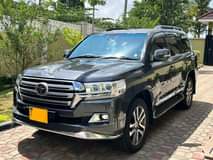 A picture of LANDCRUISER SAHARA