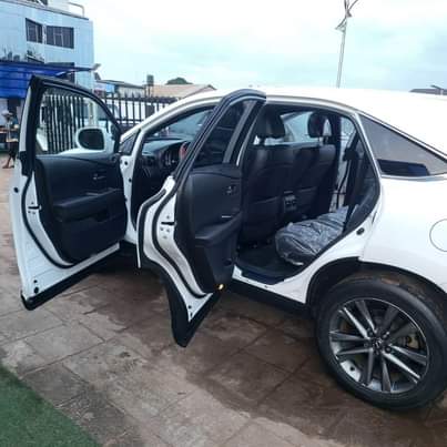 A picture of Lexus RX 350
