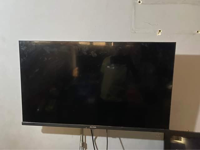 A picture of Tv Ailyons