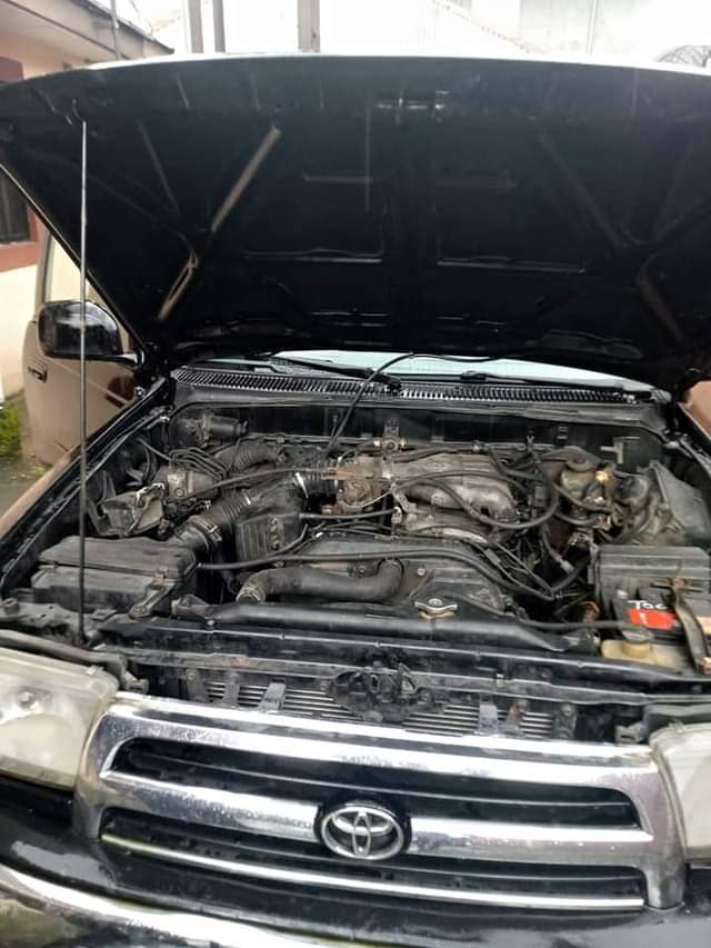 A picture of 1999 Toyota 4 Runner in pristine condition with everything working