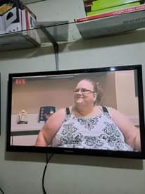 A picture of SAMSUNG tv 43 inches plasma tv