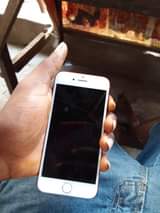 A picture of iPhone 7 128gb