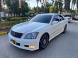 A picture of Toyota crown