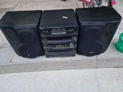 A picture of Panasonic Music system