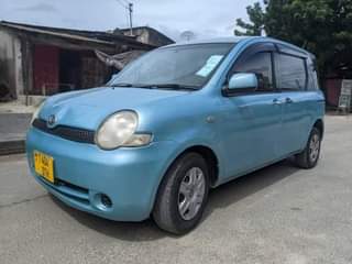 A picture of TOYOTA SIENTA INAUZWA 0688 648 633