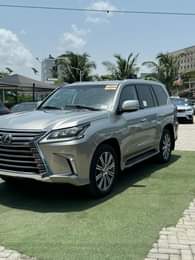 A picture of Lexus LX570 FOR SALE 2016 model Foreign used toks Gold