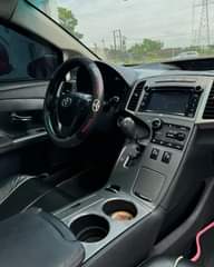 A picture of Toyota Venza 2013 Brand Toyota Model Venza Year 2013 Transmission
