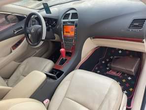 A picture of This is toks standard lexus Es350 2010 model reg but