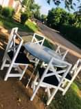 A picture of DINNING TABLE KALI SANA YA KUWAHI