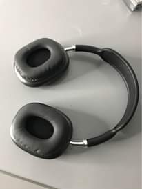 A picture of P9 WIRELESS HEADSET