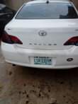 A picture of A Toyota Avalon Car