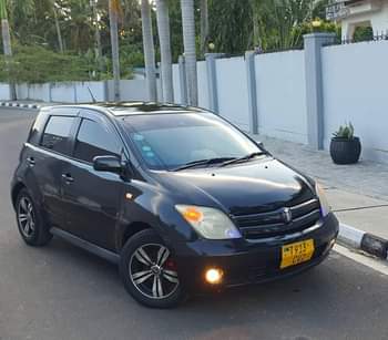 A picture of Toyota Ist