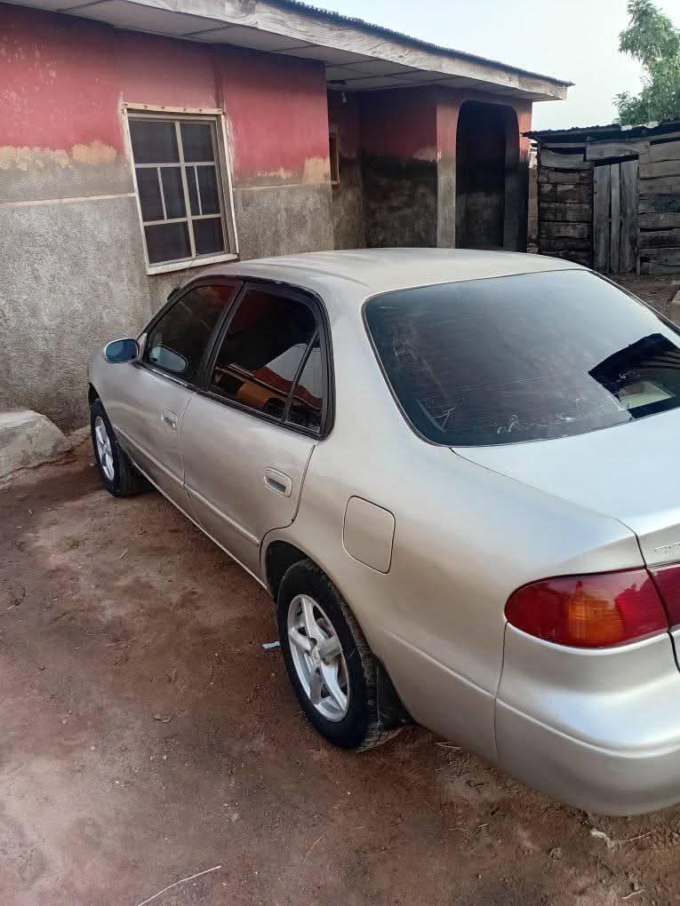 A picture of Toyota corolla is available in good condition everything is perfect