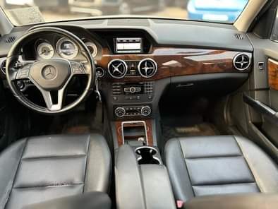 A picture of MERCEDES BENZ GLK 350 Keyless Full Option Model 2013 Price