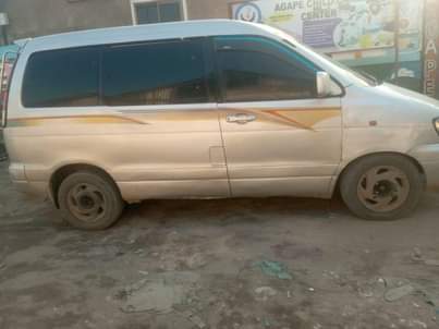A picture of Toyota Noah