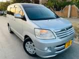 A picture of TOYOTA NOAH NEW SHAPE