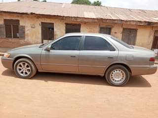 A picture of Camry pencil light