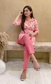 A picture of Summer suit