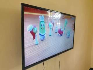 A picture of Evvoli Tv nch 32