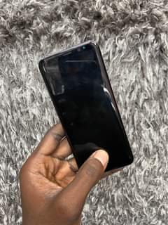 A picture of Samsung S8 plain