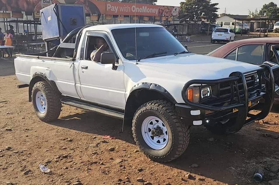 used toyota hilux