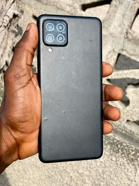 A picture of SAMSUNG A22