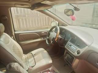 A picture of 2002 TOYOTA SIENNA