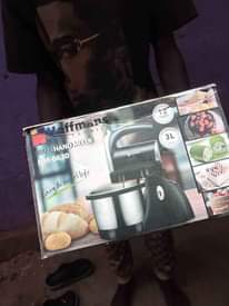 A picture of Hand mixer