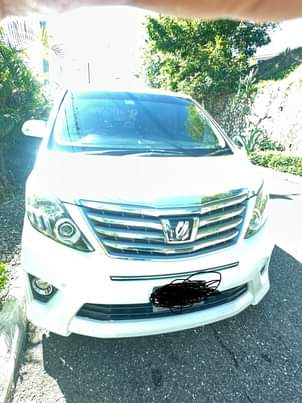 toyota alphard