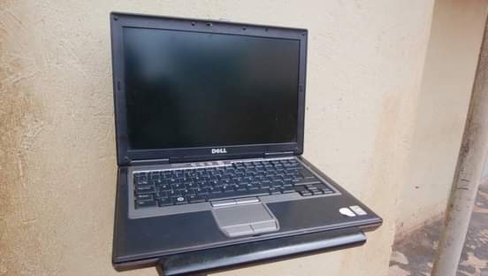 A picture of DELL LAPTOP CORE 2 160GB HDD 3GB RAM 1 5GHZ